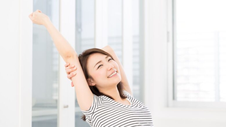 太パパと出会い収入が安定している女性のイメージ