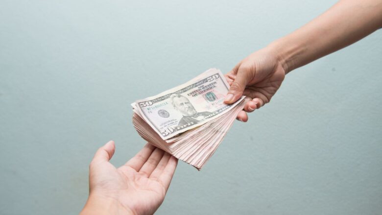 お手当をもらうイメージ