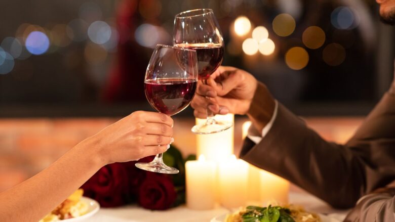 パパ活をする男女のイメージ