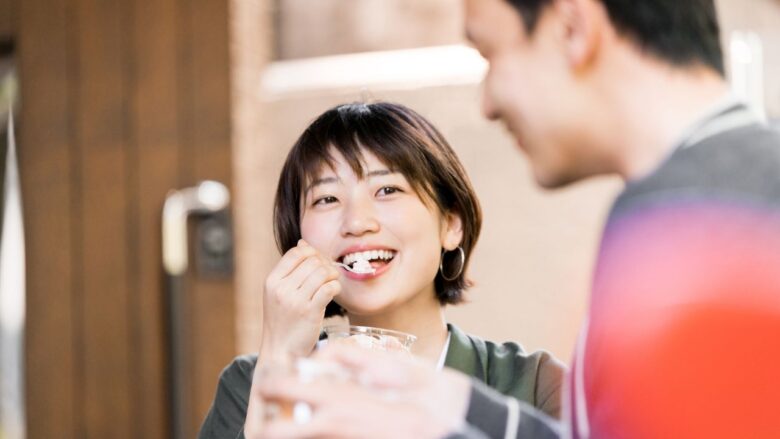 デートをする男女のイメージ