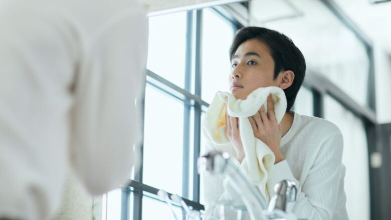 清潔感に気を遣う男性のイメージ