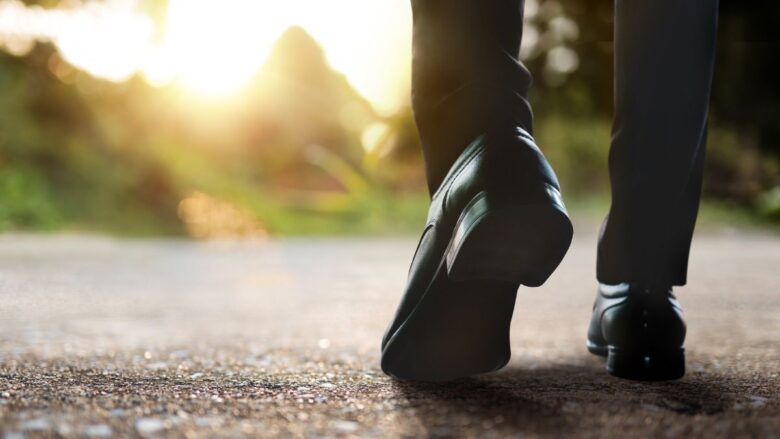 パパ活を始めて一歩踏み出した男性のイメージ